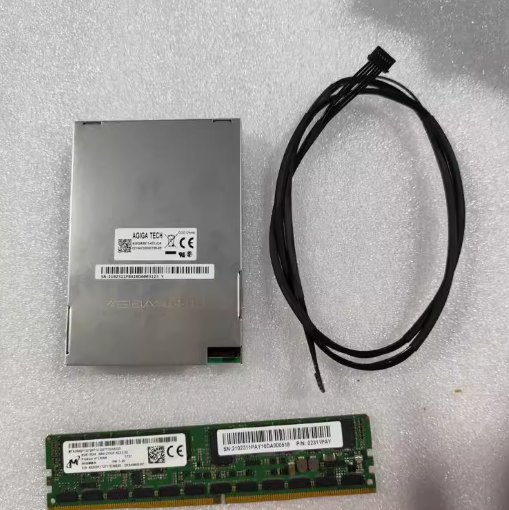 02311PAY OceanStor 9000 V3 P12E 8G 1R*4 NN4-2133P cache